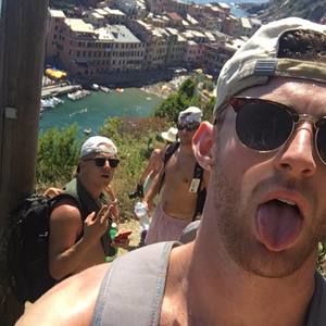 Meet your Posher, Ian